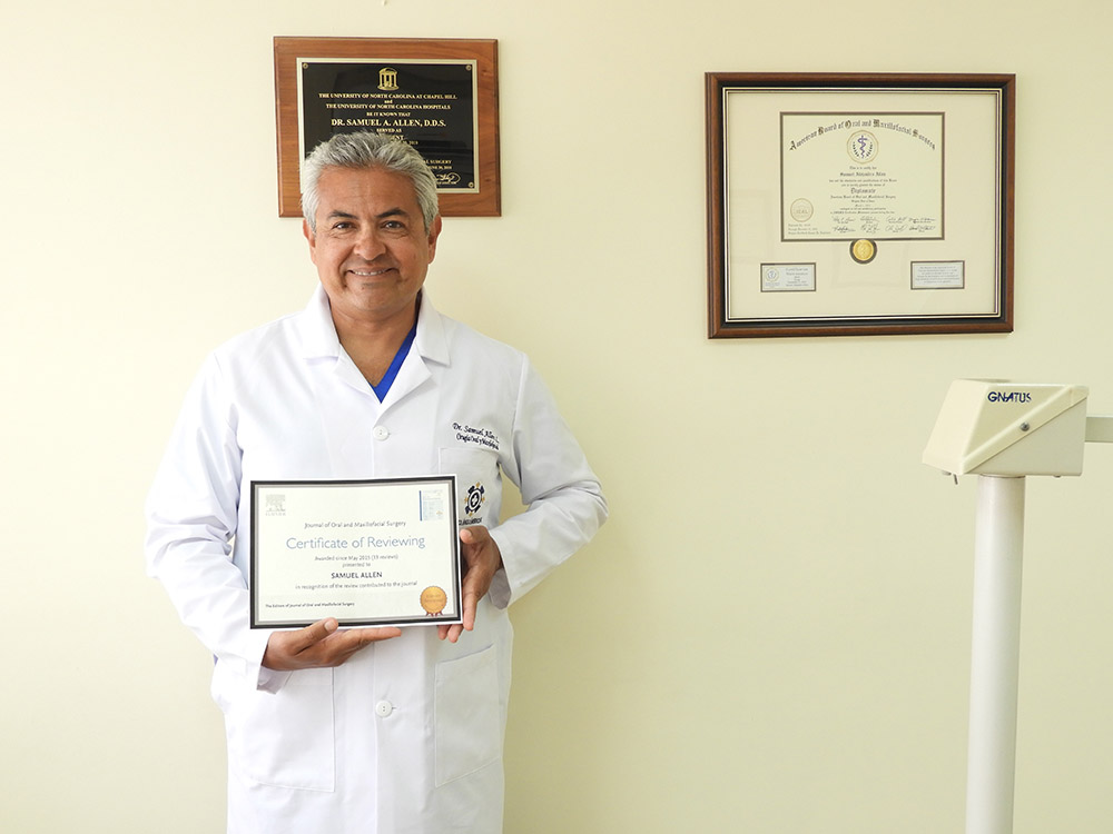 Reconocimiento al Dr. Samuel Allen por parte de El Journal de Cirugía Oral y Maxilofacial